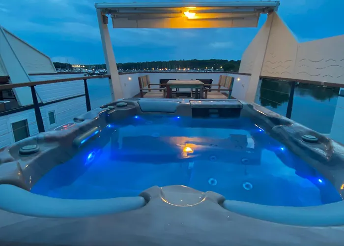 Hausboot - Floating House Water Lily *