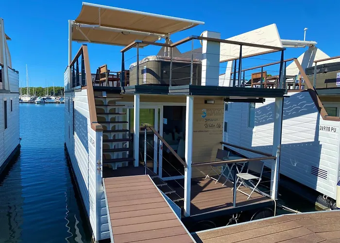 Hausboot - Floating House Water Lily *