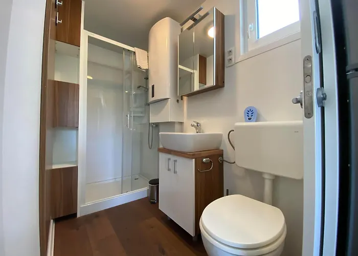 船上ホテル Hausboot - Floating House Water Lily *